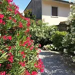 Palazzo Strassoldo B&B 테오르